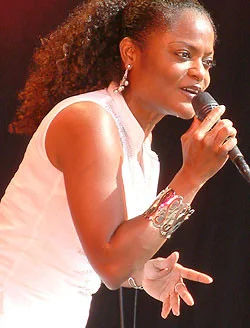Izaline Calister