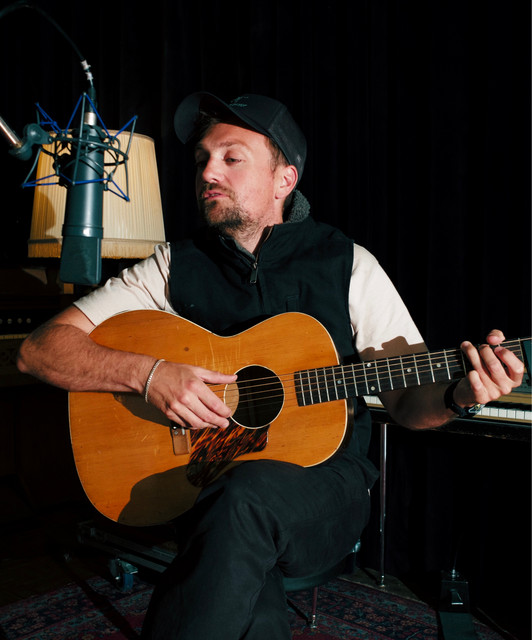 Tim Knol – Wanderings